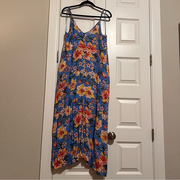 lovestitch Print Maxi Dresses - Bundle of 4 with flaws - SEE DESCRIPTION! - Picture 14 of 16